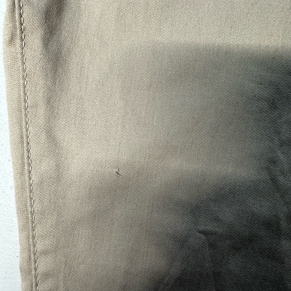 One Day Away Stretch fit pants 38x32 - Picture 3 of 4